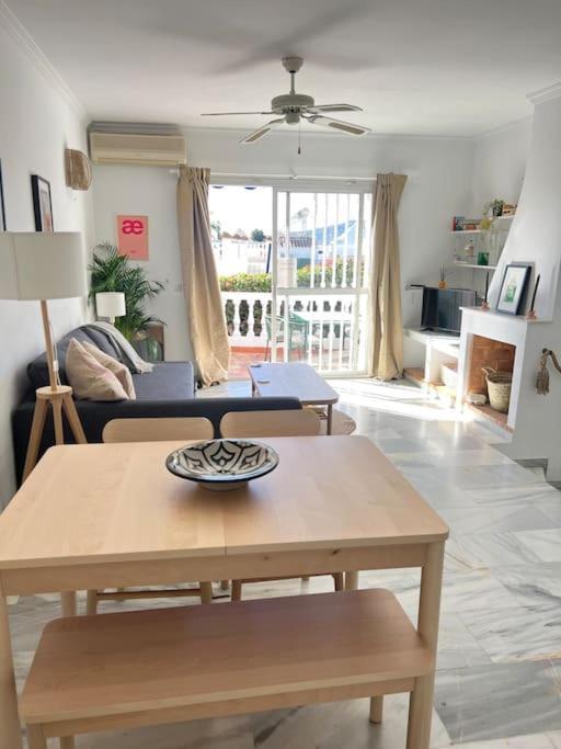 Beautiful Views, Pool & Just 10Min To The Beach Nerja Exterior photo